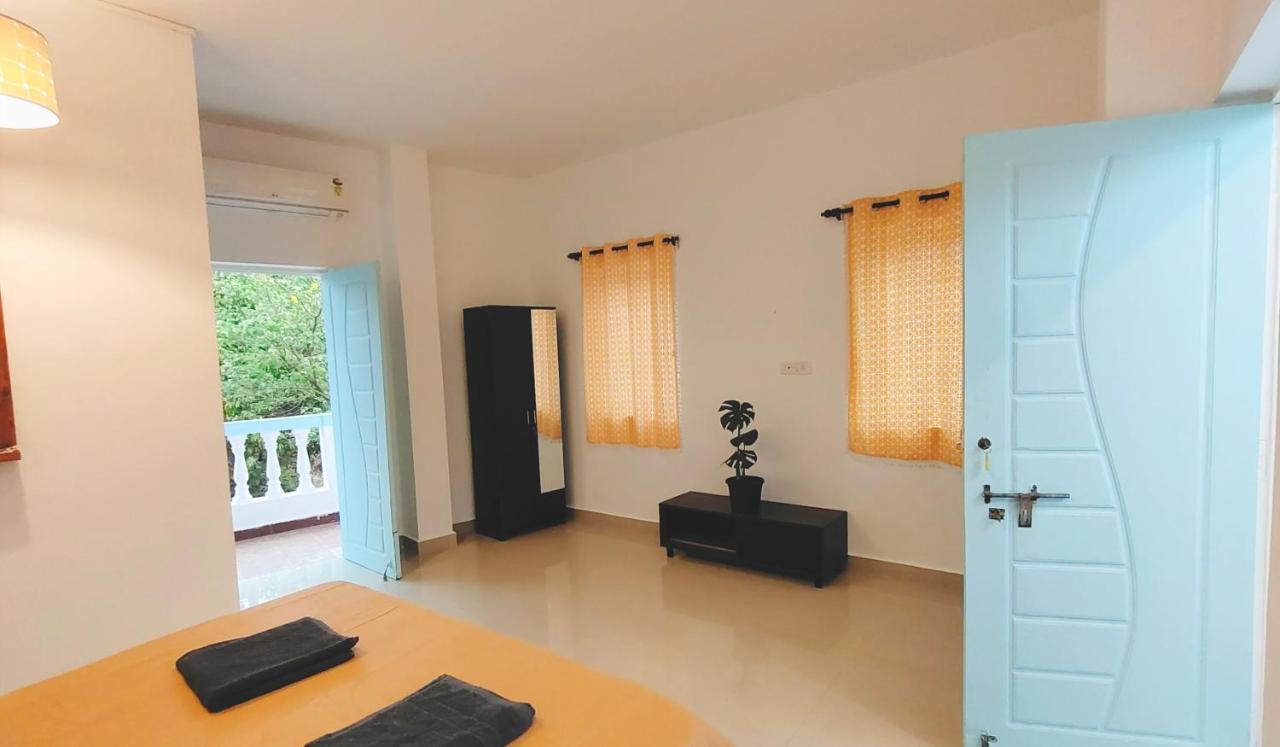 Iksa Resort Mandrem