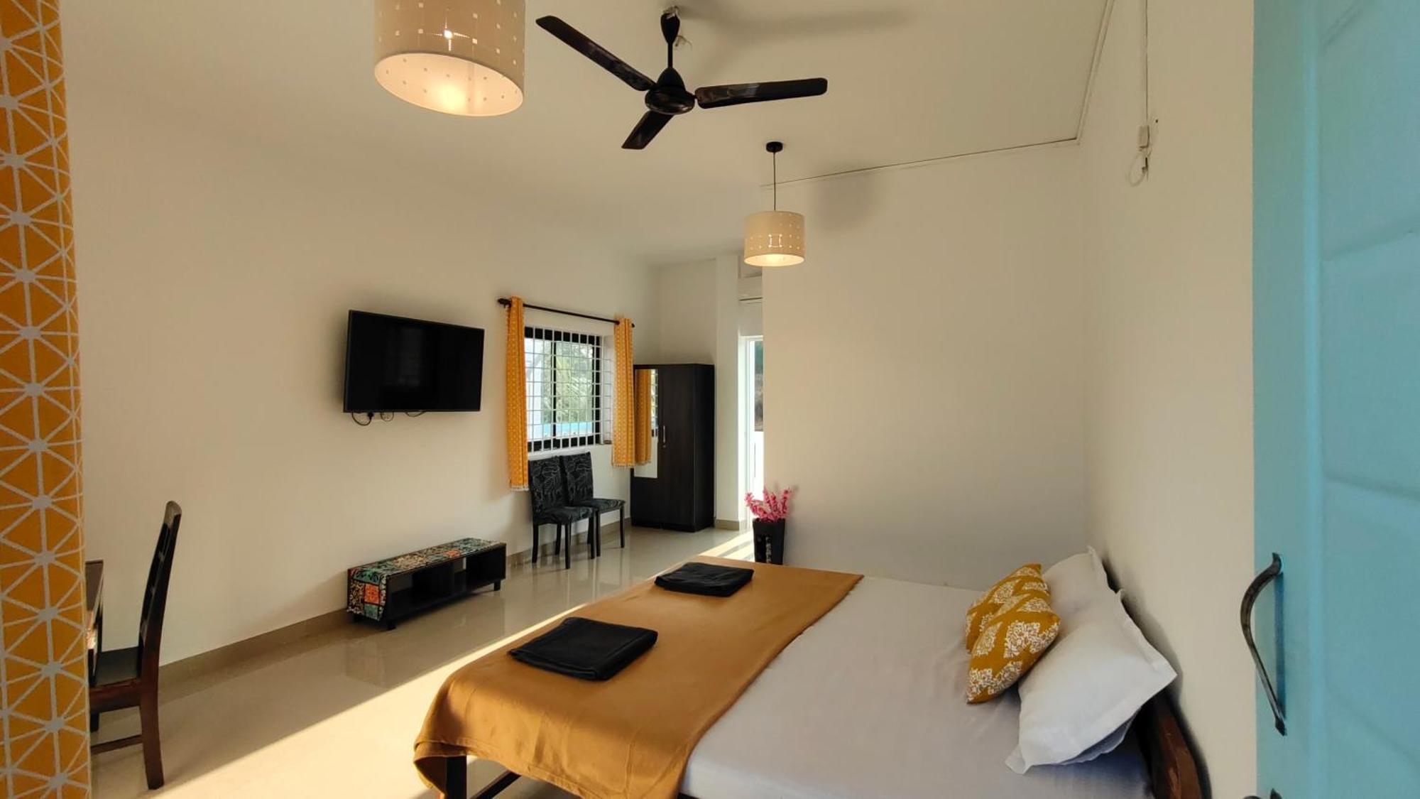 Iksa Resort Mandrem